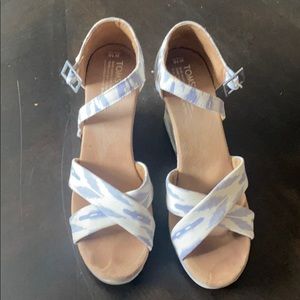 Toms Wedges